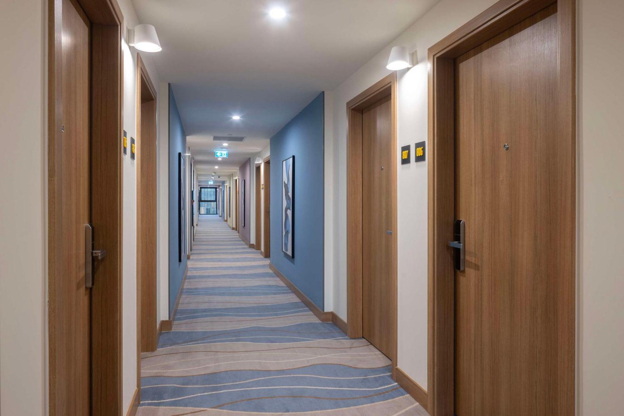 Hampton By Hilton Antalya Airport Hotel Exterior photo